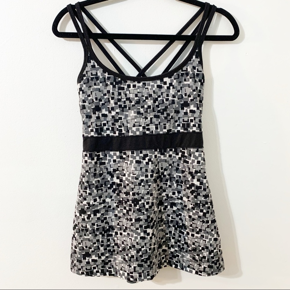 Soybu Pixel Pattern Strappy Lightweight Yoga Workout Tank Top Criss Cross Straps